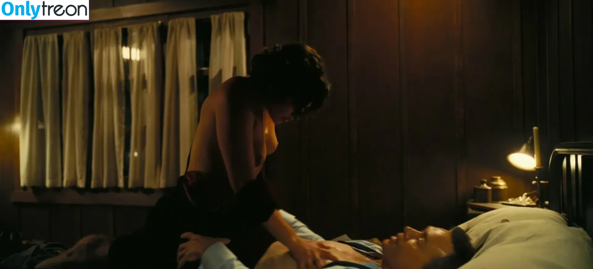Florence Pugh nude photo #0899 (florencepugh)