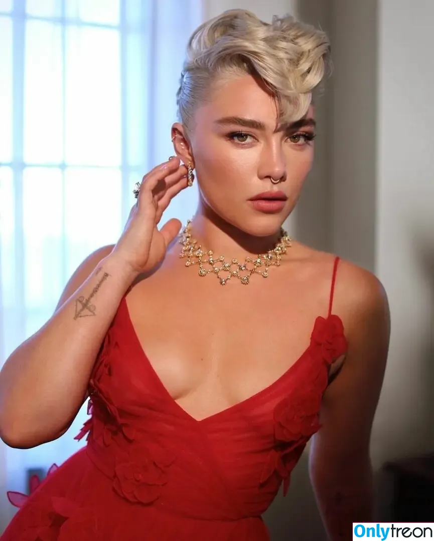 Florence Pugh nude photo #0967 (florencepugh)