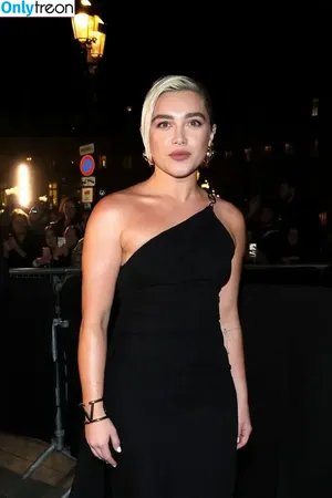 Florence Pugh / florencepugh nude photo #1012