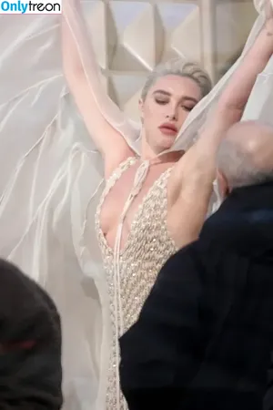 Florence Pugh / florencepugh nude photo #1022