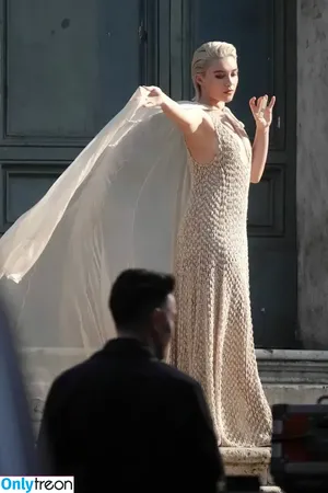 Florence Pugh / florencepugh nude photo #1023