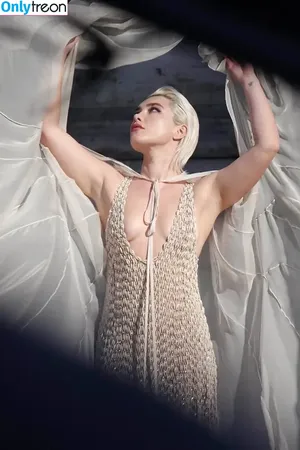 Florence Pugh / florencepugh nude photo #1025