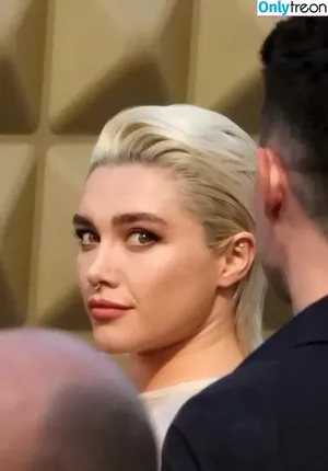 Florence Pugh / florencepugh nude photo #1028