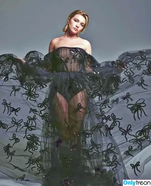 Florence Pugh / florencepugh nude photo #1045