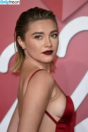 Florence Pugh / florencepugh nude photo #1053