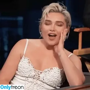 Florence Pugh / florencepugh nude photo #1056