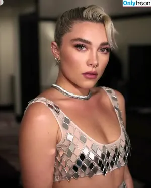 Florence Pugh / florencepugh nude photo #1080
