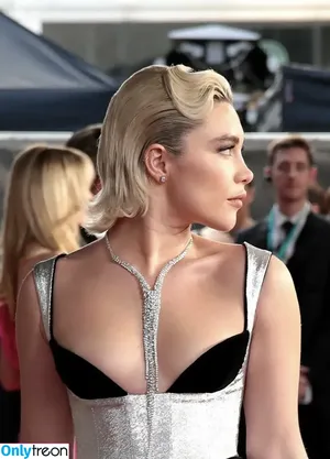 Florence Pugh / florencepugh nude photo #1107
