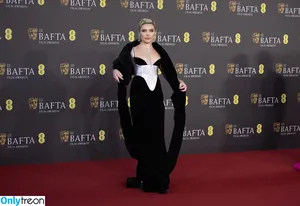 Florence Pugh / florencepugh nude photo #1110