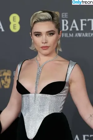 Florence Pugh / florencepugh nude photo #1115
