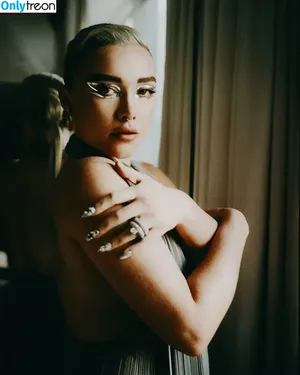 Florence Pugh / florencepugh nude photo #1163