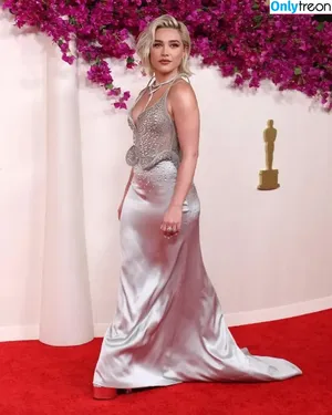 Florence Pugh / florencepugh nude photo #1189