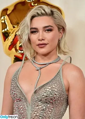 Florence Pugh / florencepugh nude photo #1222