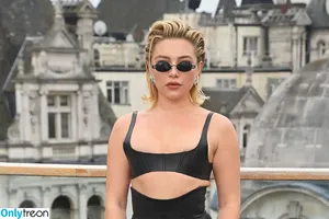 Florence Pugh / florencepugh nude photo #1975