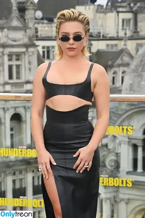 Florence Pugh / florencepugh nude photo #1979