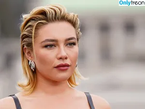 Florence Pugh / florencepugh nude photo #1990