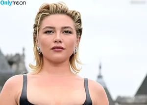 Florence Pugh / florencepugh nude photo #1993