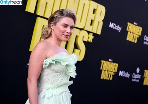 Florence Pugh / florencepugh nude photo #2030