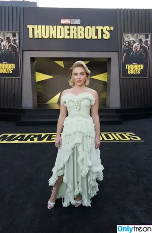 Florence Pugh / florencepugh nude photo #2037