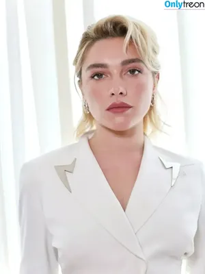 Florence Pugh / florencepugh nude photo #2054