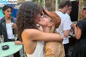 Florence Pugh / florencepugh nude photo #2167