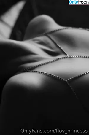 flov_princess / flo.imvu nude photo #0250