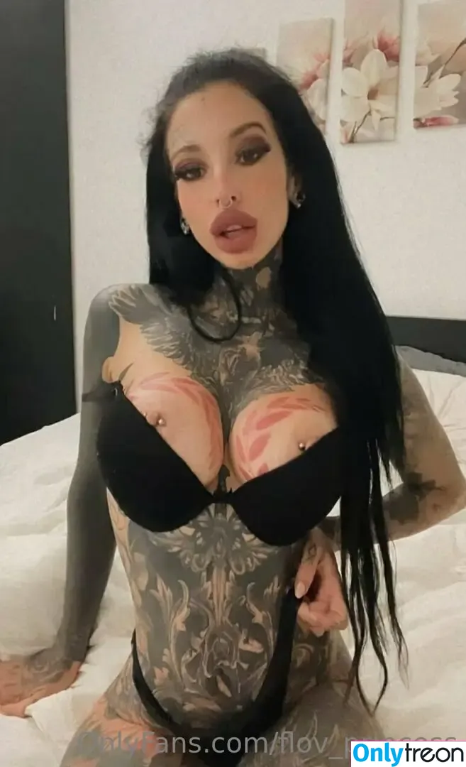 flov_princess nude photo #0693 (flo.imvu)