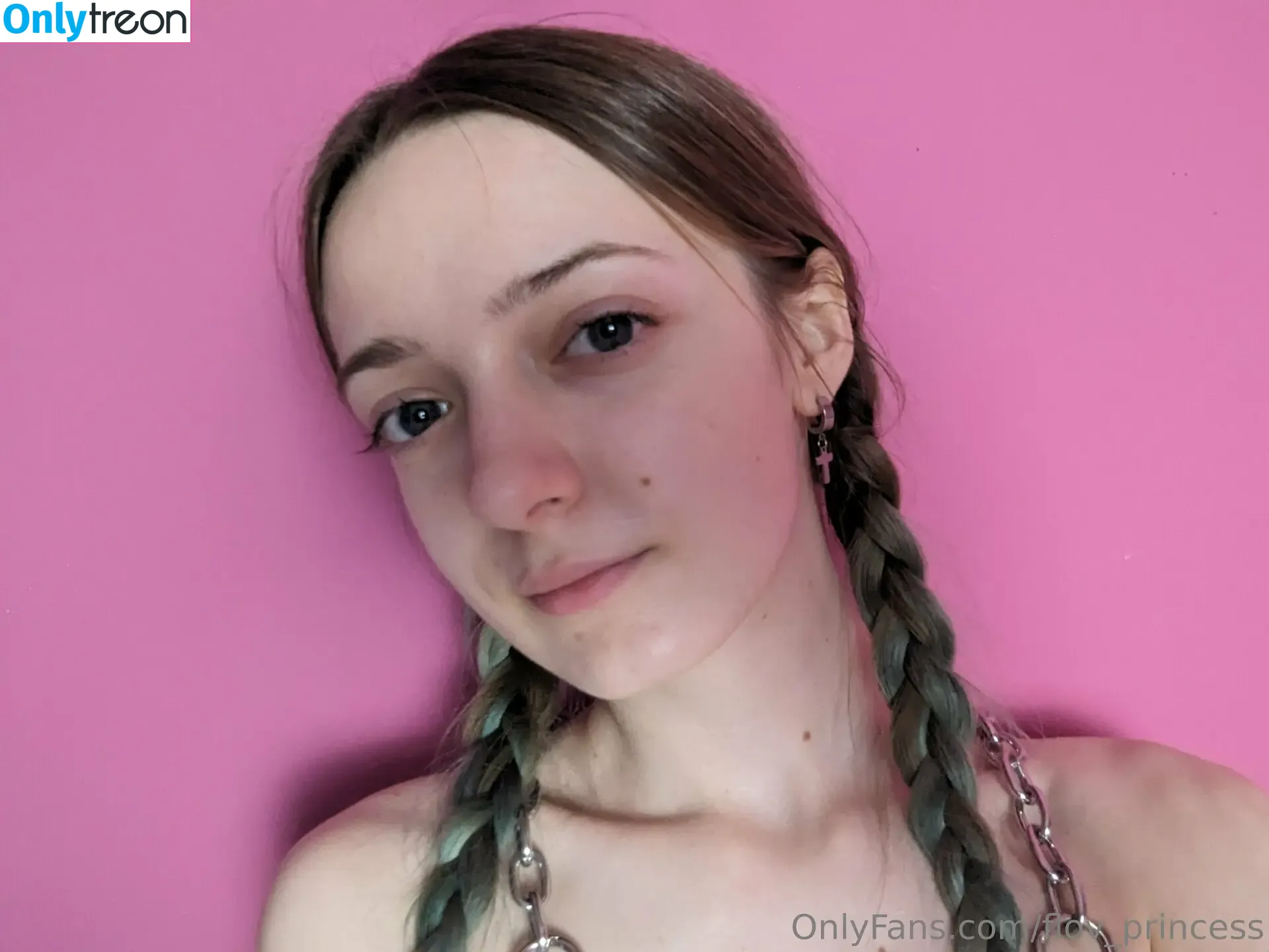 flov_princess nude photo #0940 (flo.imvu)
