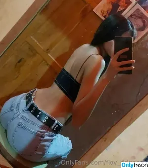 flov_princess / flo.imvu nude photo #1119