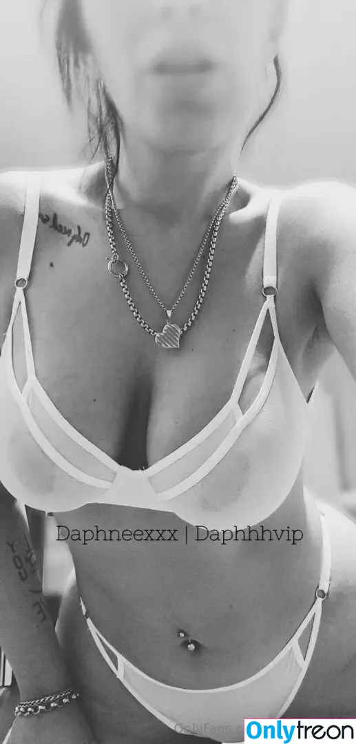 flov_princess nude photo #1290 (flo.imvu)