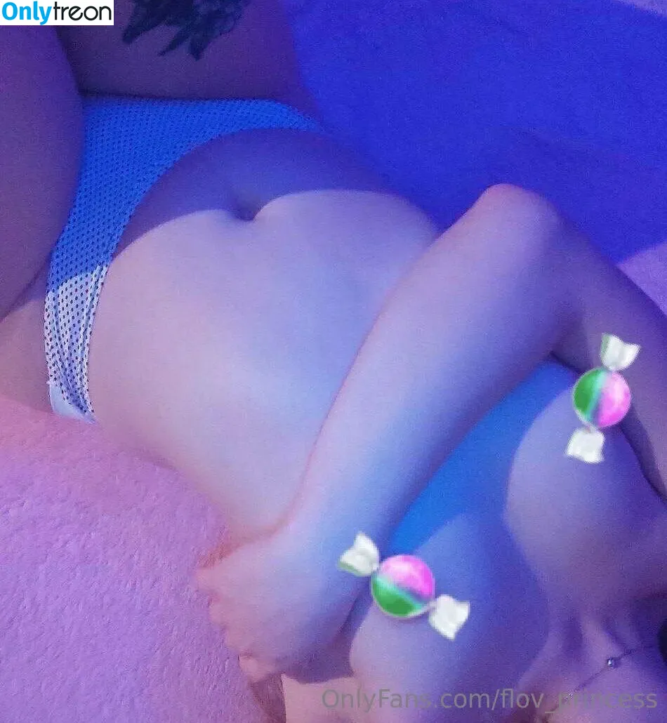 flov_princess nude photo #1556 (flo.imvu)