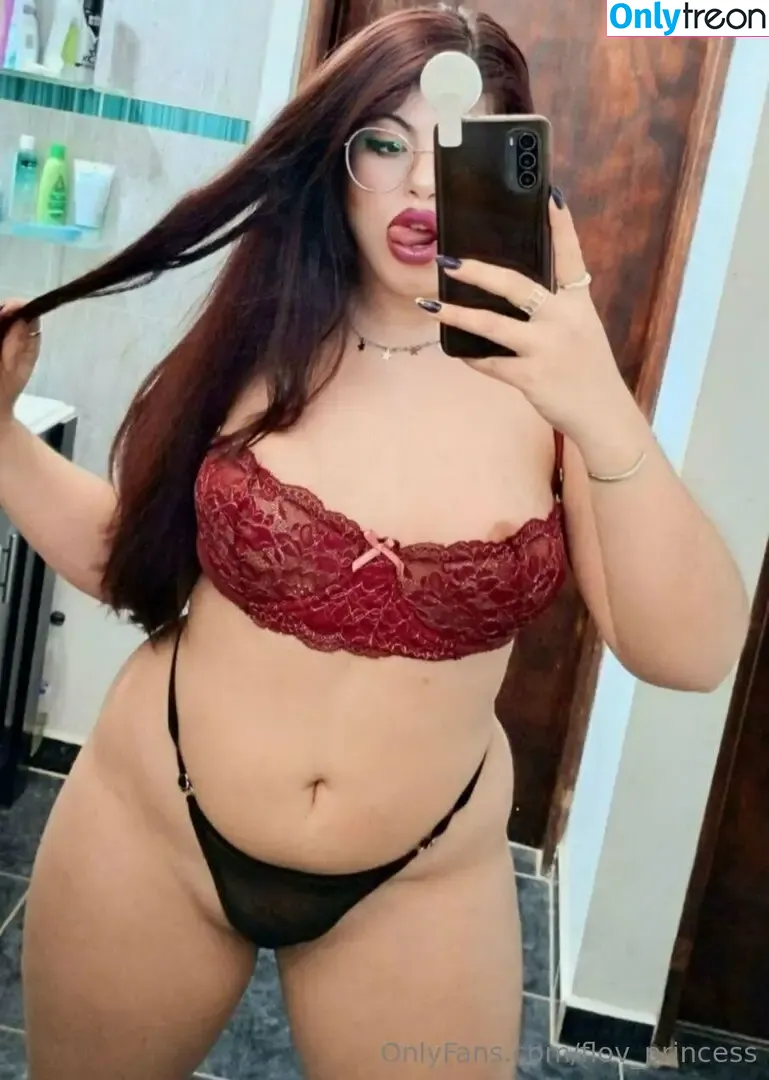 flov_princess nude photo #1747 (flo.imvu)