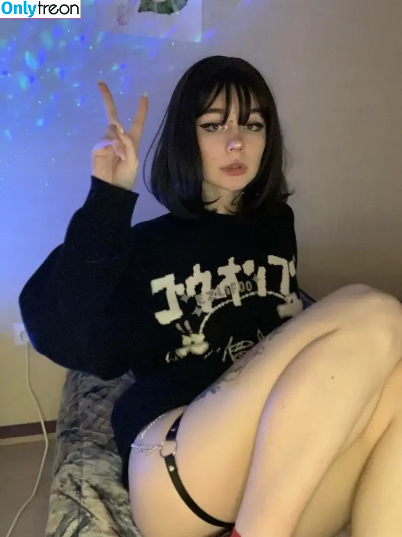 fluffyfulafel nude photo #0093 (fluffangel / fluffy.falafel / fluffypuffy / fluffypuffy777 / katyalolina / kiki_lastya / kikilastya)