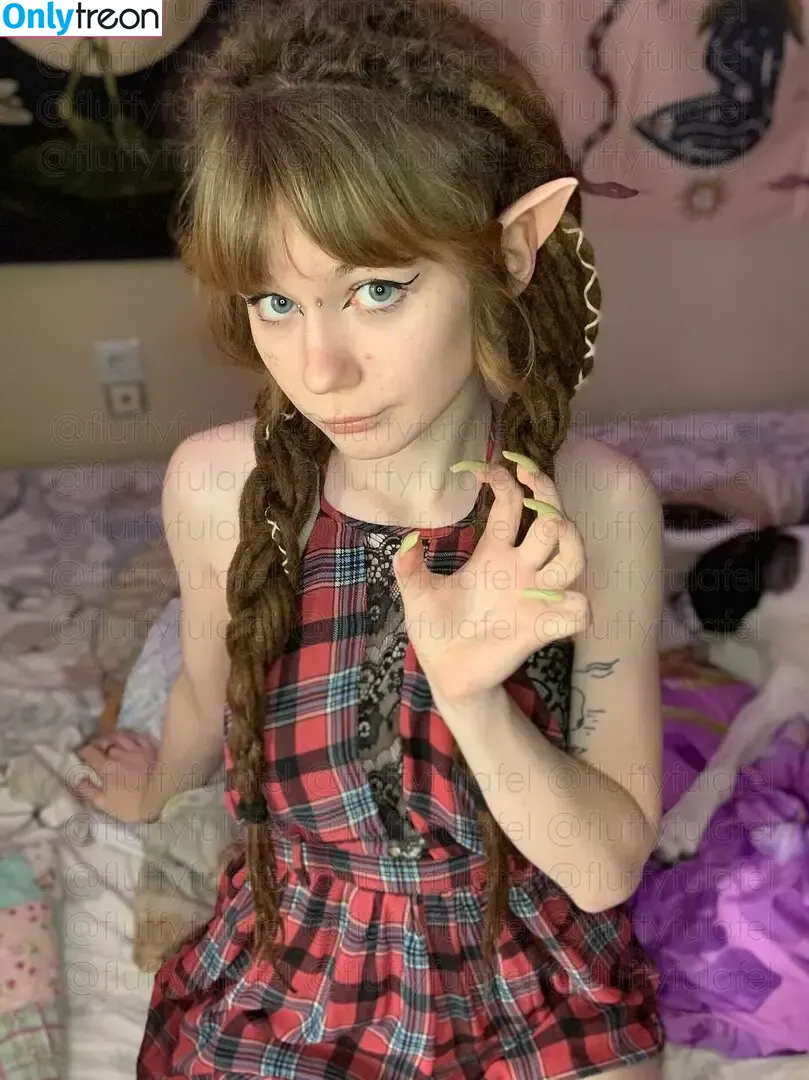 fluffyfulafel nude photo #0100 (fluffangel / fluffy.falafel / fluffypuffy / fluffypuffy777 / katyalolina / kiki_lastya / kikilastya)