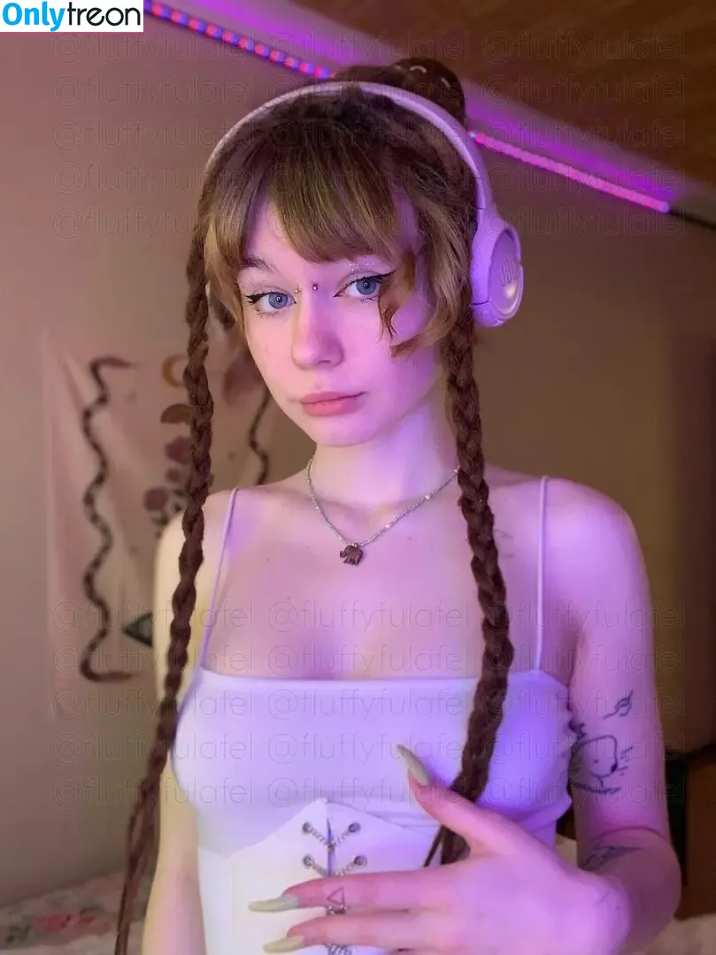 fluffyfulafel nude photo #0190 (fluffangel / fluffy.falafel / fluffypuffy / fluffypuffy777 / katyalolina / kiki_lastya / kikilastya)