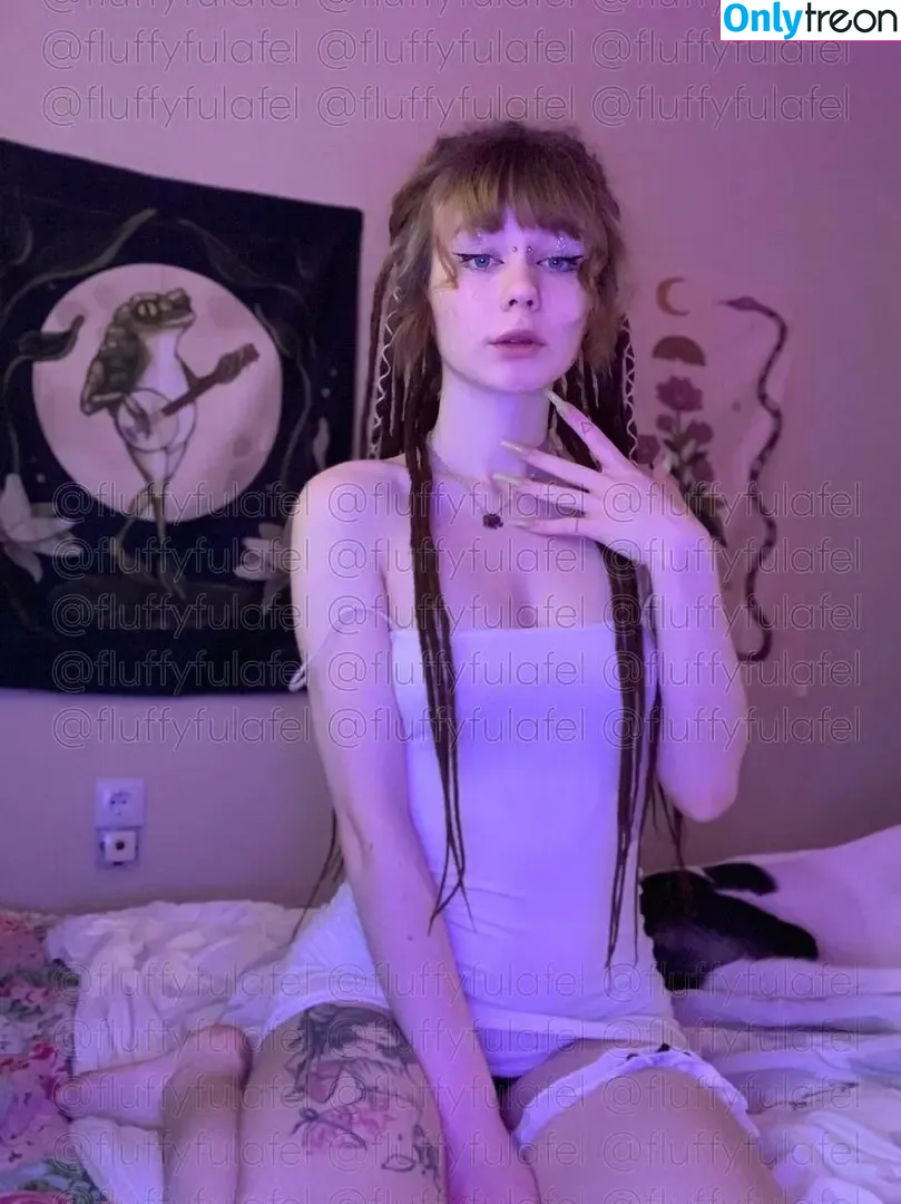 fluffyfulafel nude photo #0196 (fluffangel / fluffy.falafel / fluffypuffy / fluffypuffy777 / katyalolina / kiki_lastya / kikilastya)