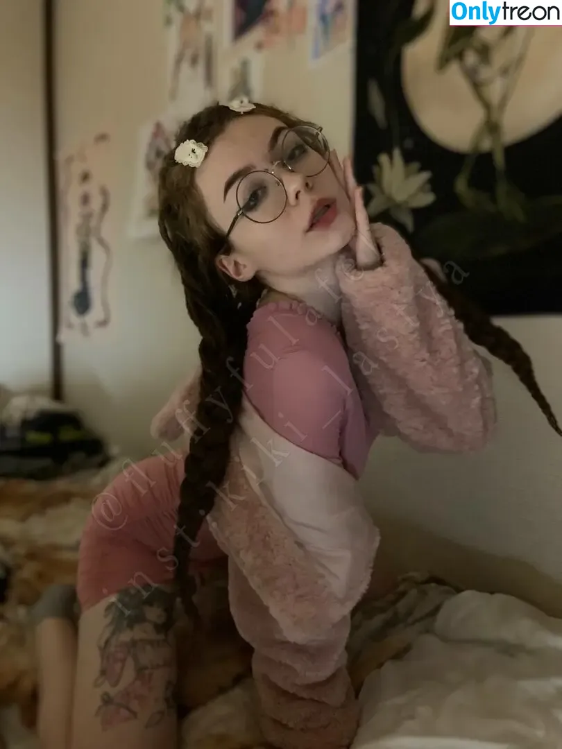 fluffyfulafel nude photo #0249 (fluffangel / fluffy.falafel / fluffypuffy / fluffypuffy777 / katyalolina / kiki_lastya / kikilastya)