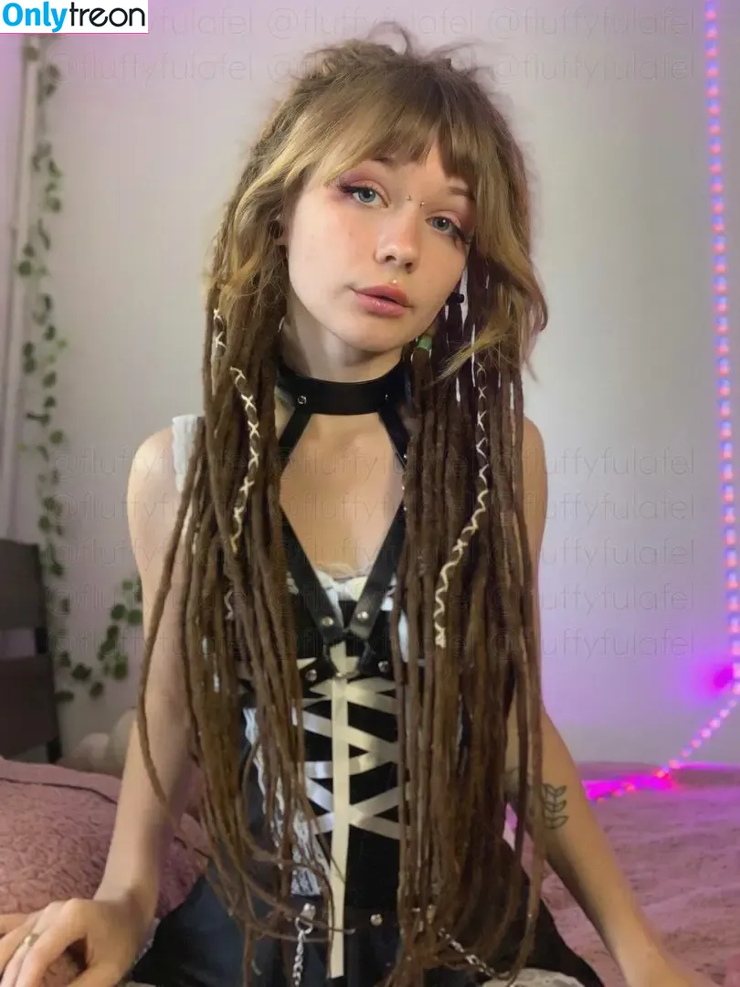 fluffyfulafel nude photo #0394 (fluffangel / fluffy.falafel / fluffypuffy / fluffypuffy777 / katyalolina / kiki_lastya / kikilastya)