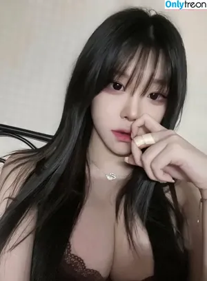 Foamharin / _xxaxix / xxaxix / 폼하린 nude photo #0021