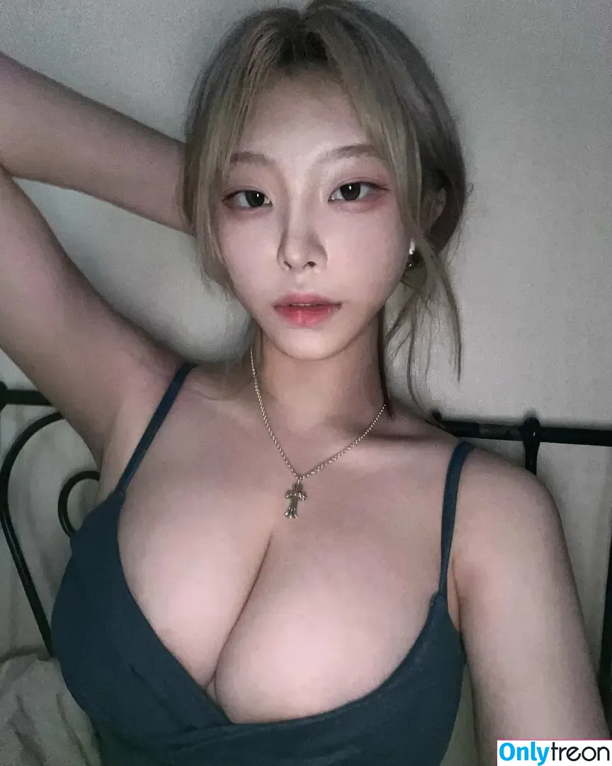 Foamharin nude photo #0017 (_xxaxix / xxaxix / 폼하린)