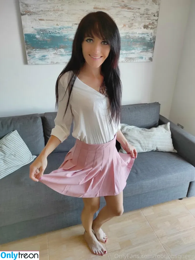 footjobsqueen nude photo #0082 (footjobsqueen)