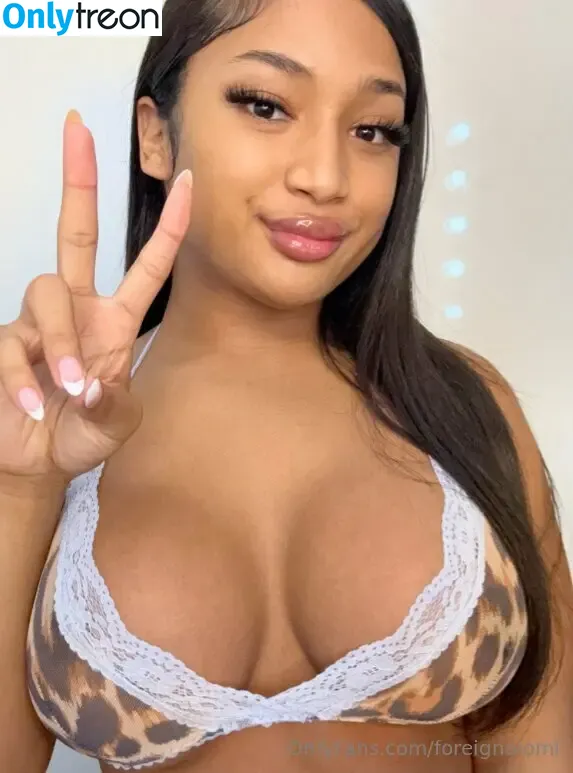 foreignaiomi nude photo #0066 (princessliesey)