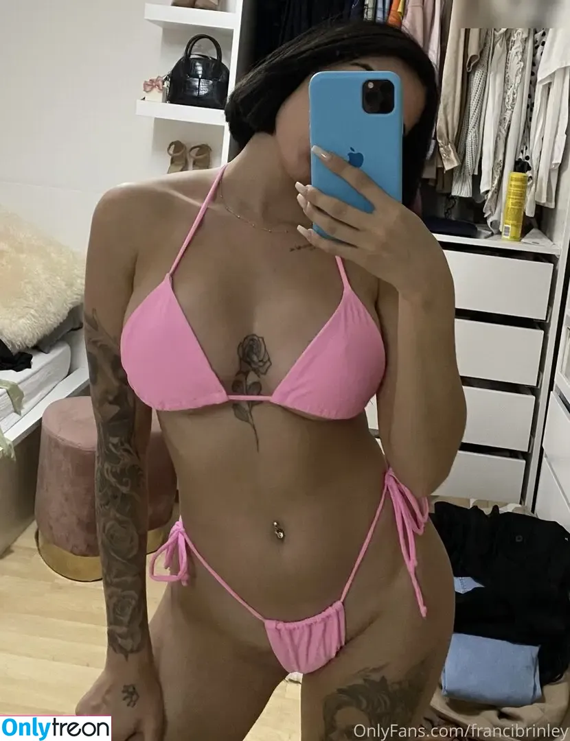 Francesca Brinley nude photo #0022 (francibrinley / issy_yy)