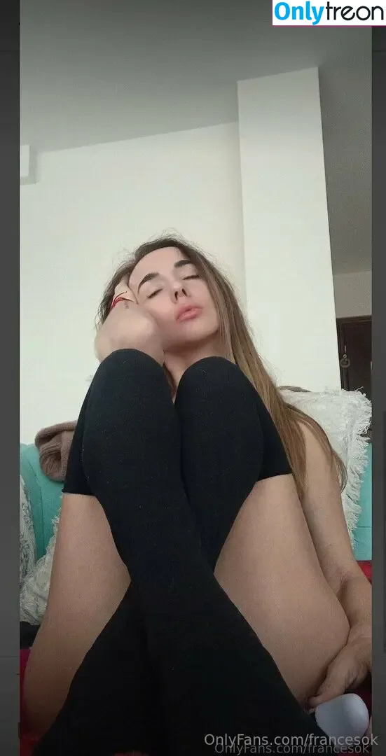 francesok nude photo #0001 (fgoakley)