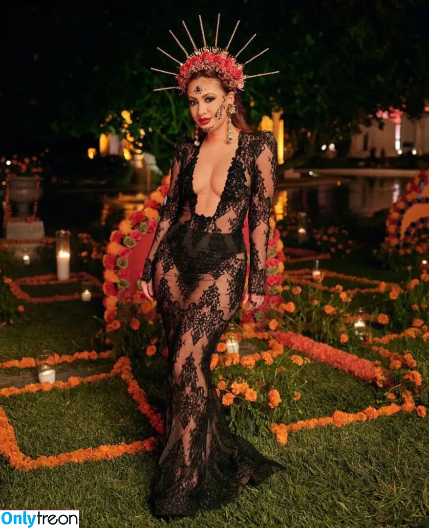 Francia Raisa nude photo #0404 (franciaraisa / raisastanciu)