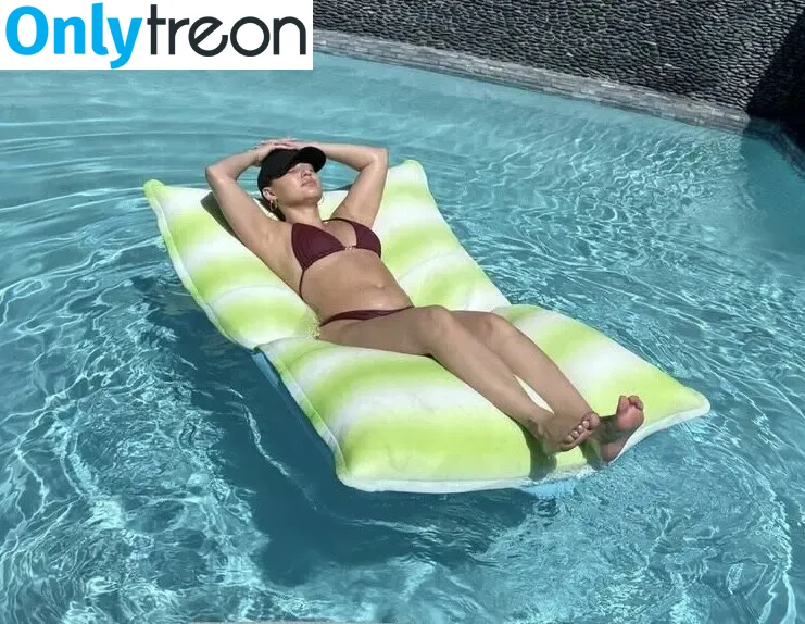 Francia Raisa nude photo #0751 (franciaraisa / raisastanciu)