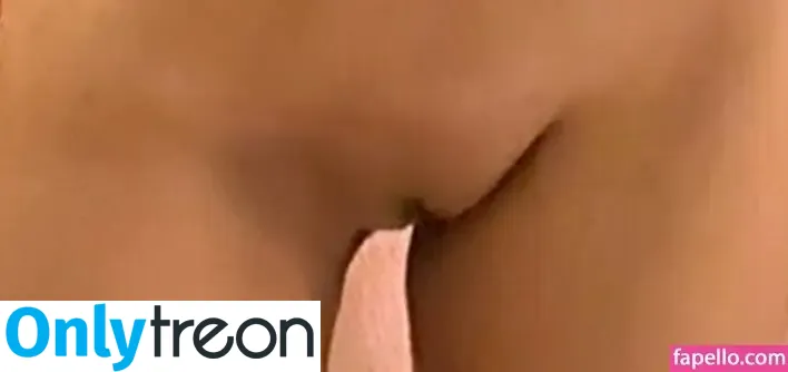 Francine Piaia nude photo #1149 (ex-BBB / francinepiaia / piaiafrancine)