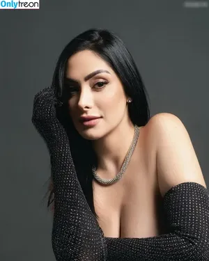 Francine Piaia / ex-BBB / francinepiaia / piaiafrancine nude photo #2029