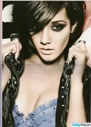 Frankie Bridge / Frankie Sandford (The Saturdays / frankiebridge nude photo #0590