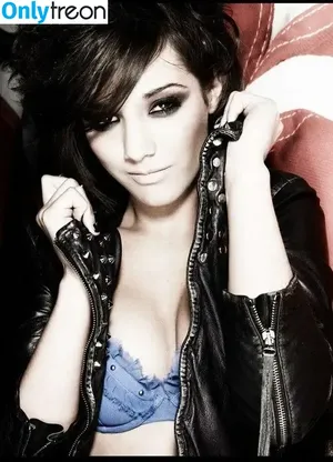 Frankie Bridge / Frankie Sandford (The Saturdays / frankiebridge nude photo #0620